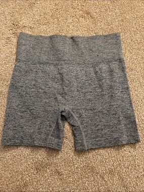 Colsie Gray Seamless Ribbed Bike Shorts